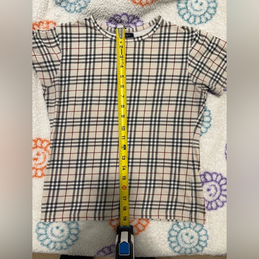 Authentic Burberry Short Sleeve Top - Picture 5 of 6